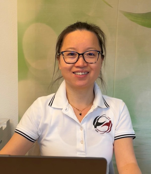 Yan Notter, YanZI TCM, Praxis für traditionelle chinesische Medizin in Cham, Zug